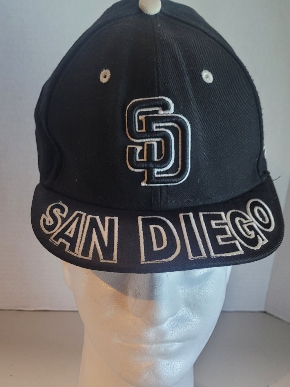 Hat Cap SAN DIEGO PADRES Kids Youth Size 6-5/8 Fitted Black Wool New Era MLB